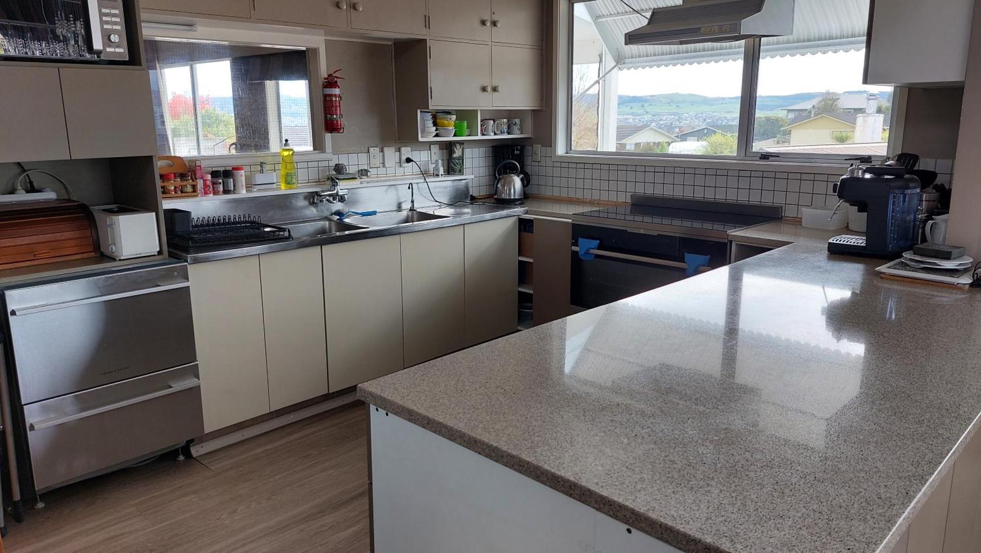 Bed And Breakfast Happy Home Taupo Accommodation Eksteriør billede