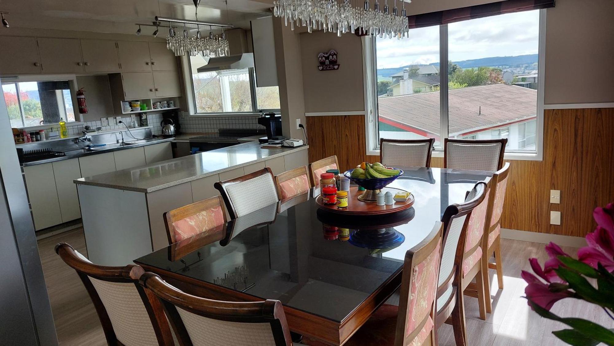 Bed And Breakfast Happy Home Taupo Accommodation Eksteriør billede
