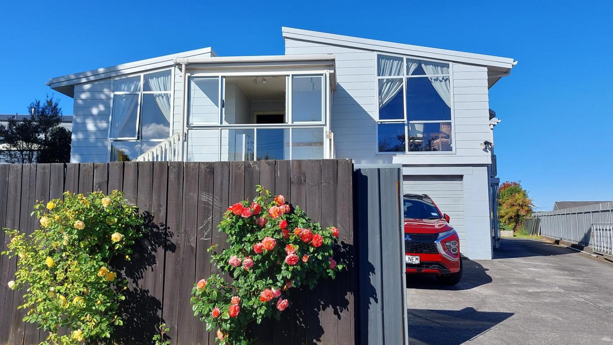 Bed And Breakfast Happy Home Taupo Accommodation Eksteriør billede