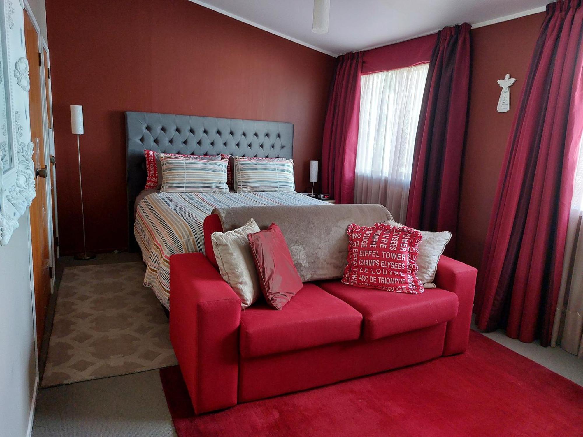 Bed And Breakfast Happy Home Taupo Accommodation Eksteriør billede