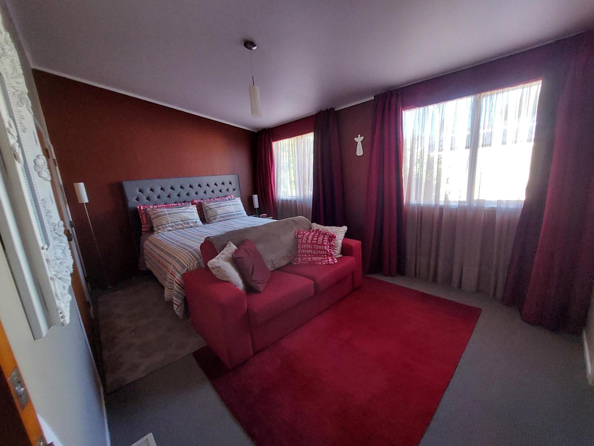 Bed And Breakfast Happy Home Taupo Accommodation Eksteriør billede
